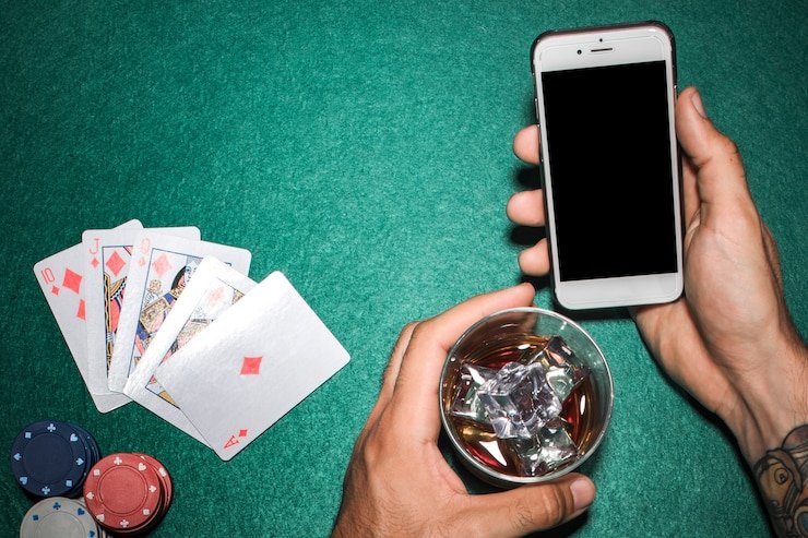 Privasi komunikasi bantuan akun